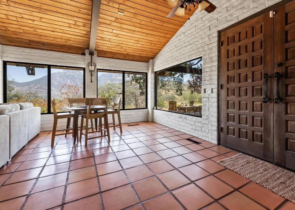 Scenic Spanish Rancho - Breathtaking Views Three Rivers Luaran gambar