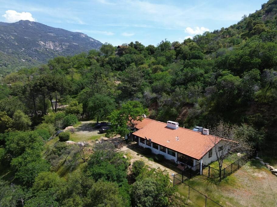 Scenic Spanish Rancho - Breathtaking Views Three Rivers Luaran gambar